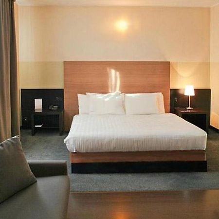 B&B Hotel Milano Cologno Studios Cologno Monzese Εξωτερικό φωτογραφία