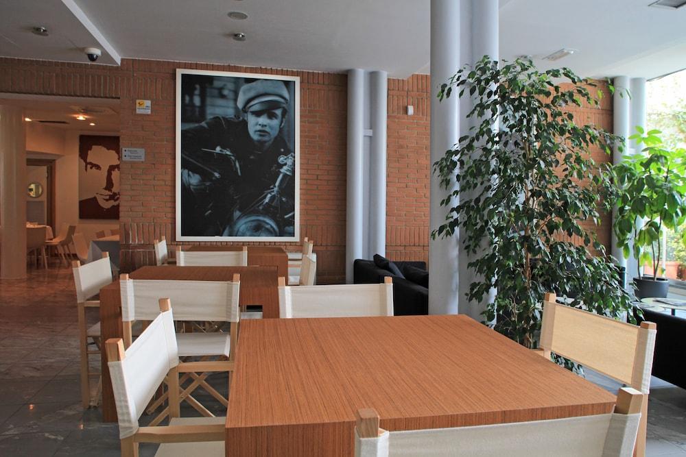 B&B Hotel Milano Cologno Studios Cologno Monzese Εξωτερικό φωτογραφία