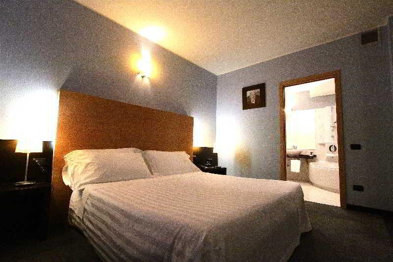 B&B Hotel Milano Cologno Studios Cologno Monzese Εξωτερικό φωτογραφία
