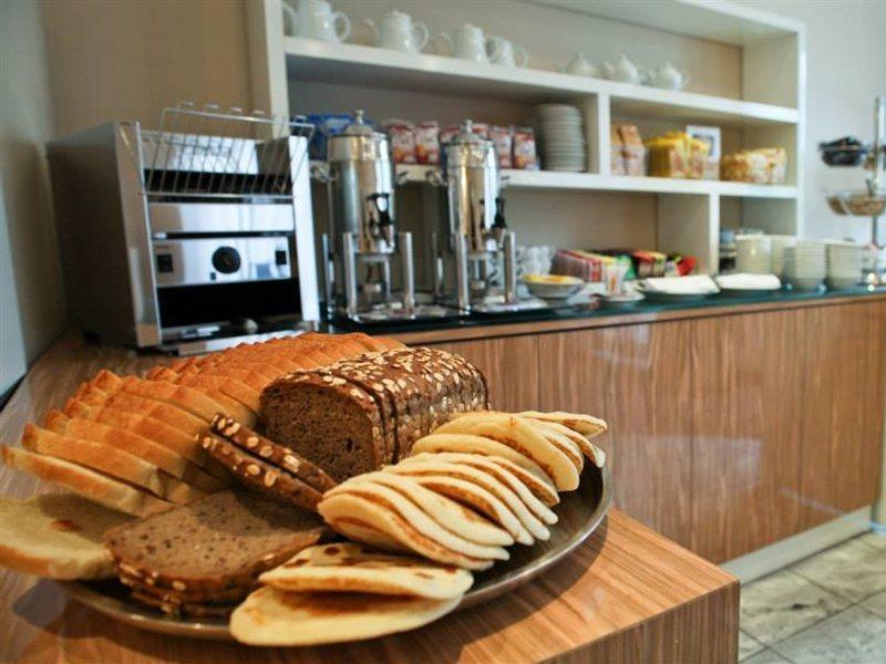 B&B Hotel Milano Cologno Studios Cologno Monzese Εξωτερικό φωτογραφία