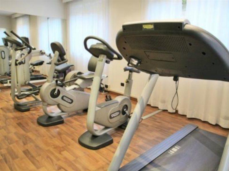 B&B Hotel Milano Cologno Studios Cologno Monzese Εξωτερικό φωτογραφία
