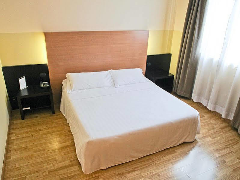 B&B Hotel Milano Cologno Studios Cologno Monzese Εξωτερικό φωτογραφία