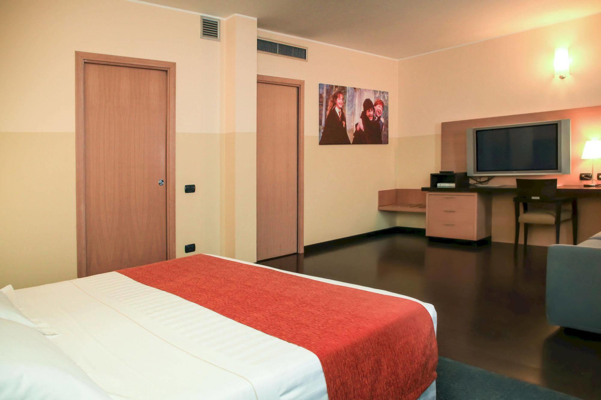 B&B Hotel Milano Cologno Studios Cologno Monzese Εξωτερικό φωτογραφία